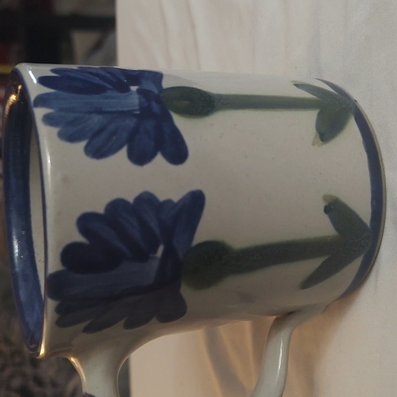 Louisville Stoneware Mug Lot - Picture 8 of 11